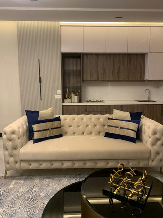 Sculpted Relaxation Sofa