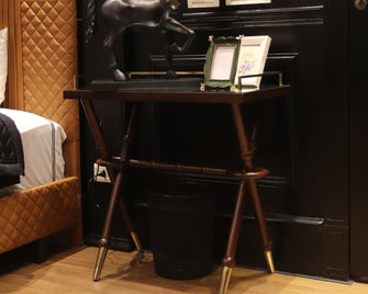 tray corner table